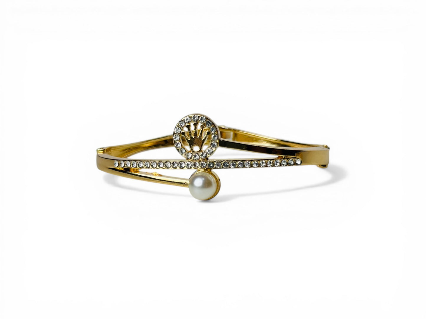 Crown Design Pearl Bangle