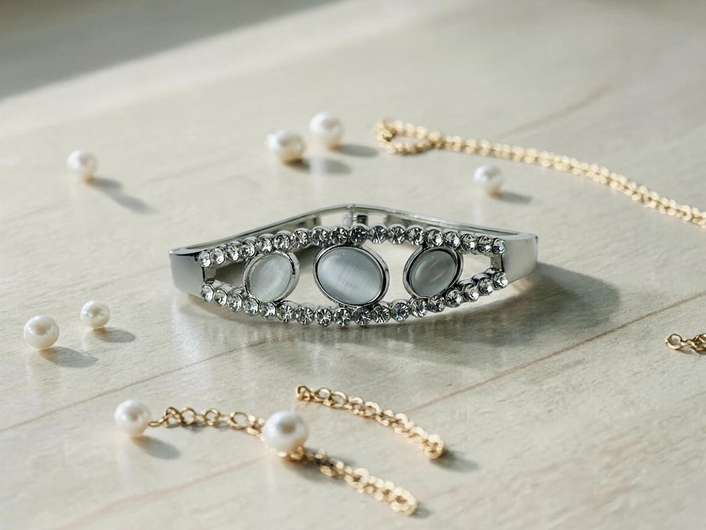 Silver-Plated Cat-Eye Bangle