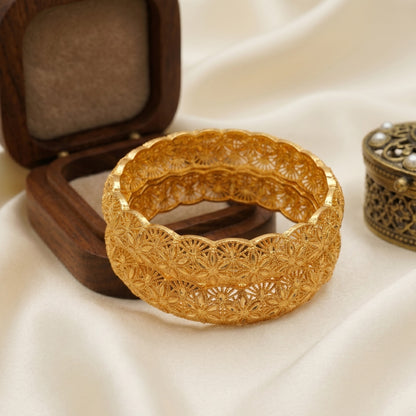 Zari Intricate Bangles (2pcs)