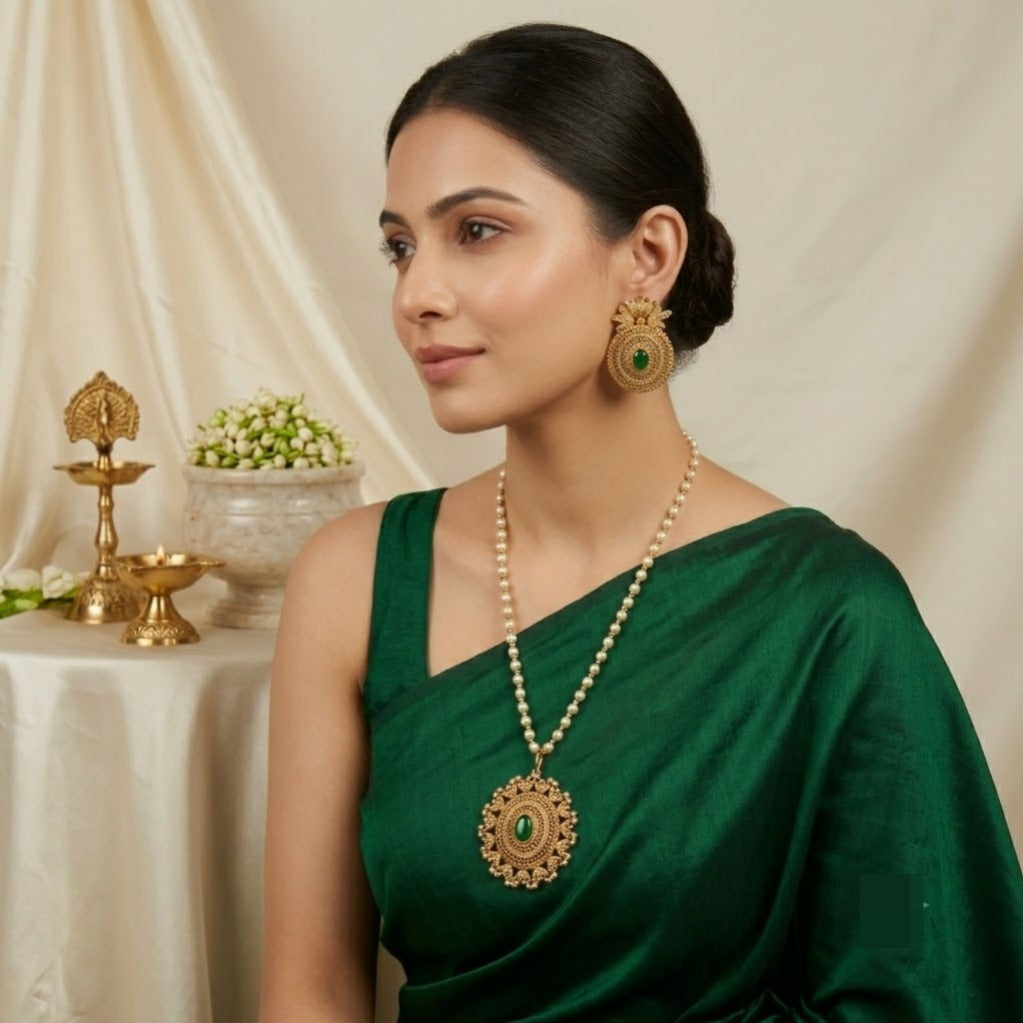 Emerald Pearl Pendant Set