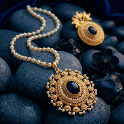 Emerald Pearl Pendant Set